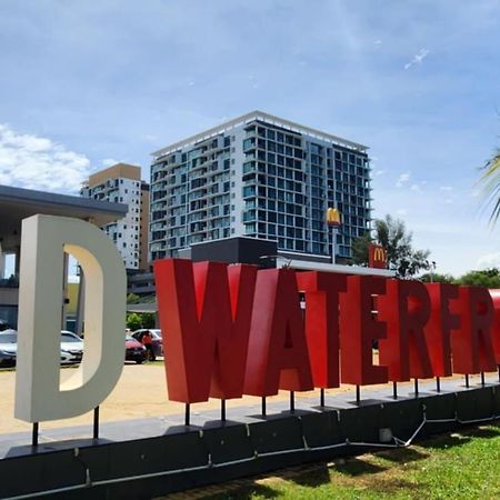D'Wharf Hotel & Serviced Residence Port Dickson Exteriör bild