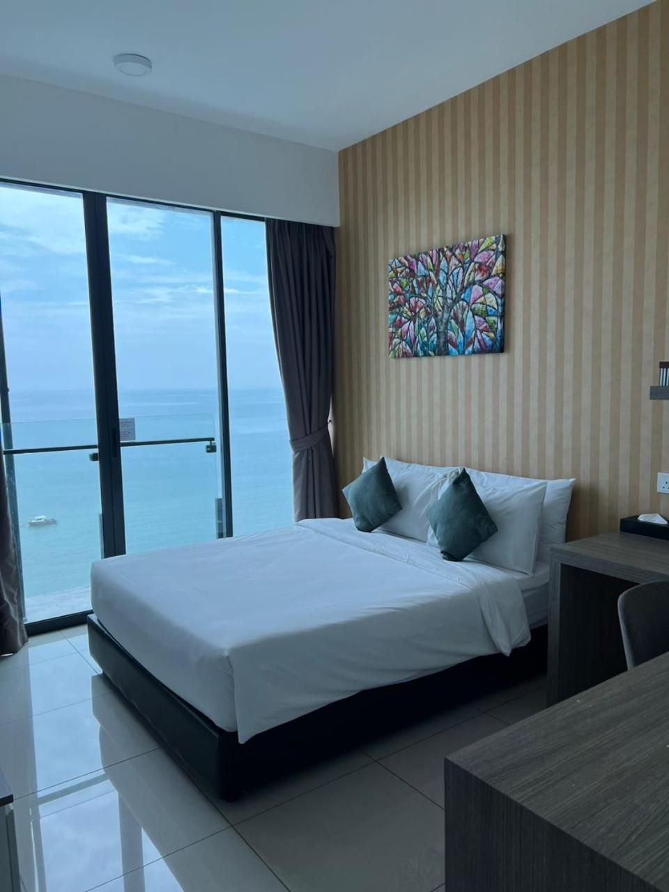 D'Wharf Hotel & Serviced Residence Port Dickson Exteriör bild