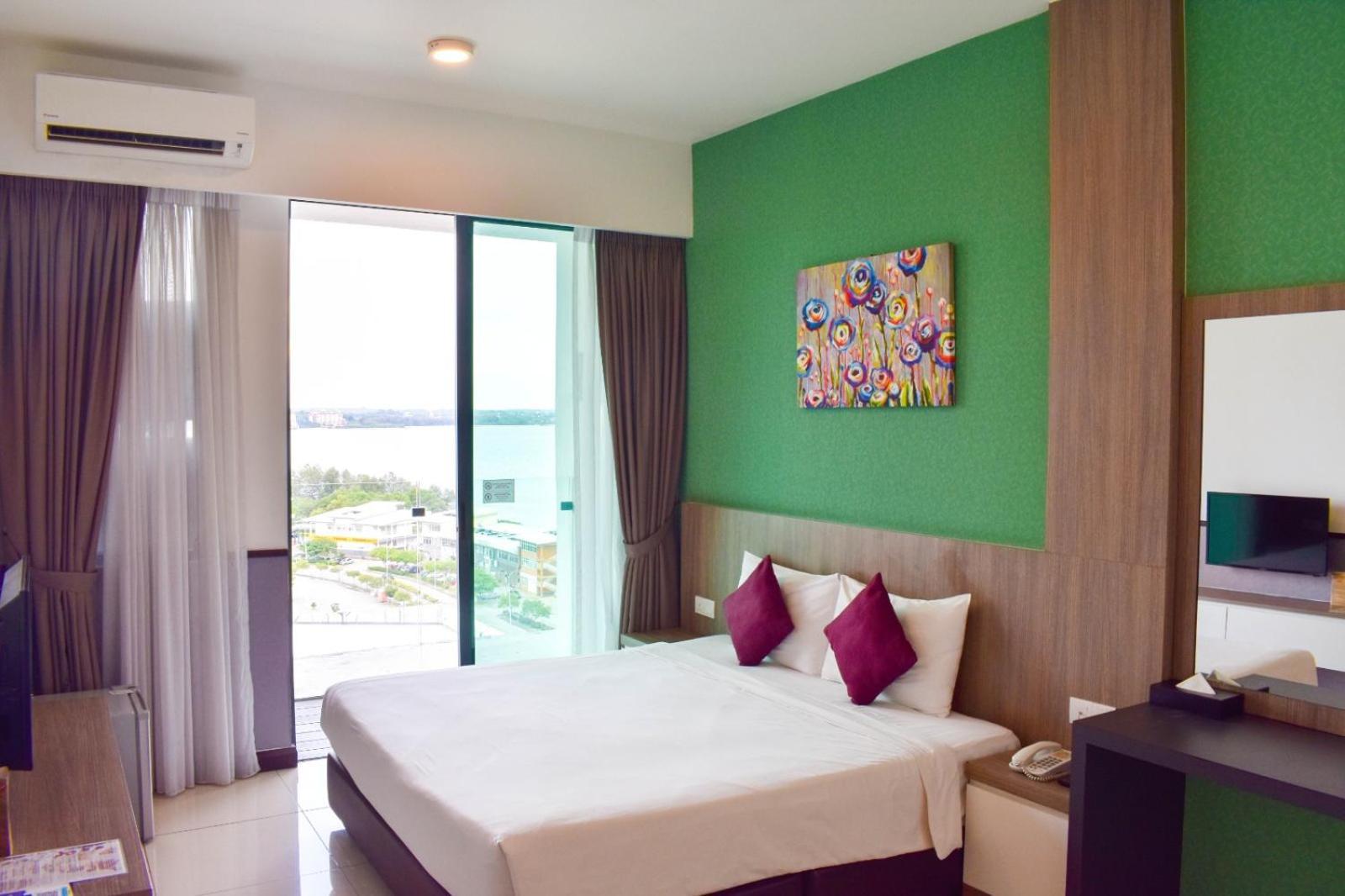 D'Wharf Hotel & Serviced Residence Port Dickson Exteriör bild
