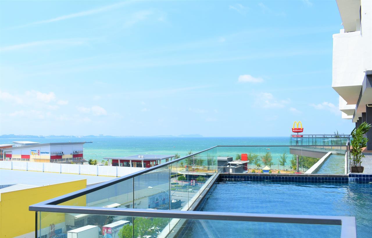 D'Wharf Hotel & Serviced Residence Port Dickson Exteriör bild