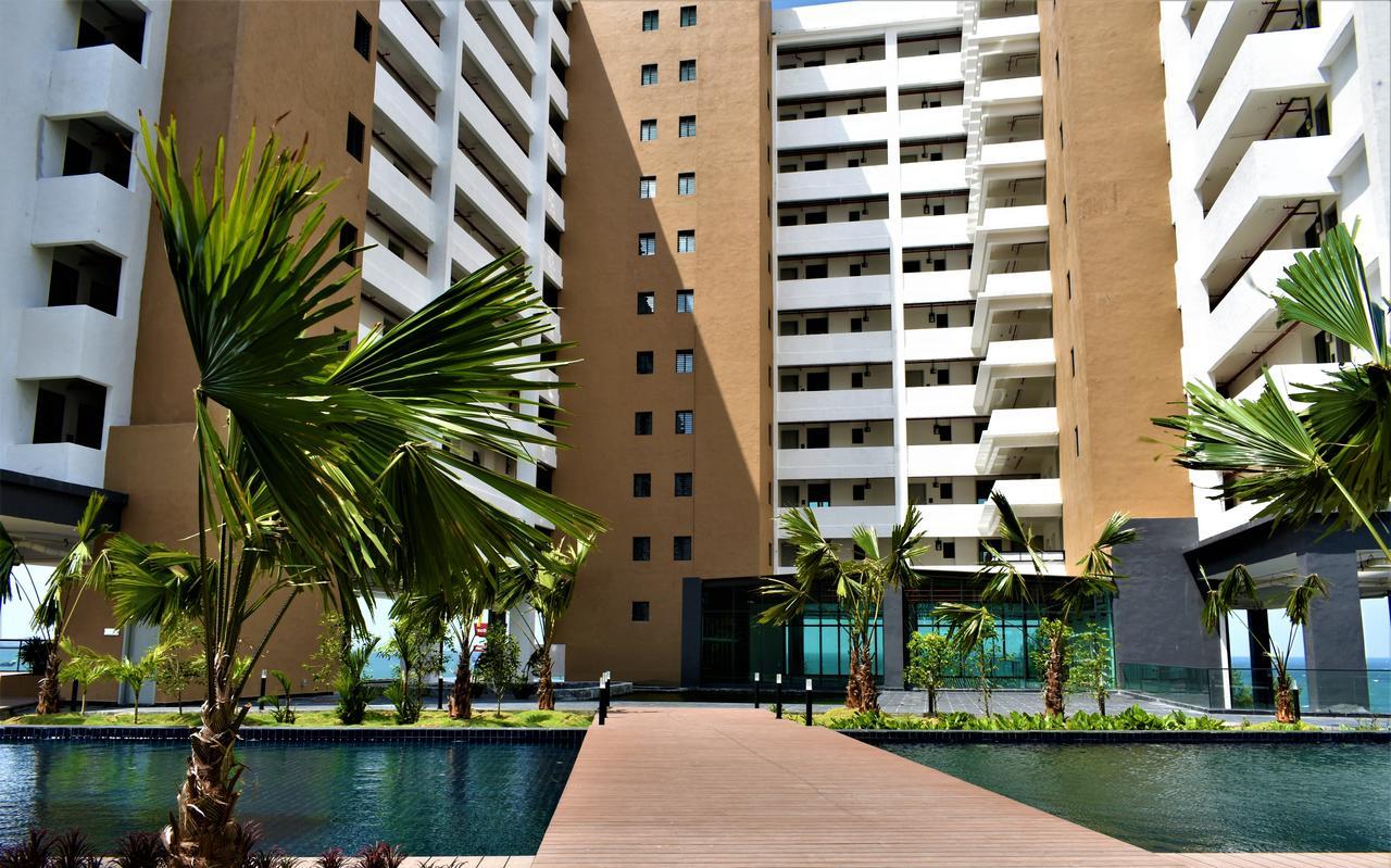D'Wharf Hotel & Serviced Residence Port Dickson Exteriör bild