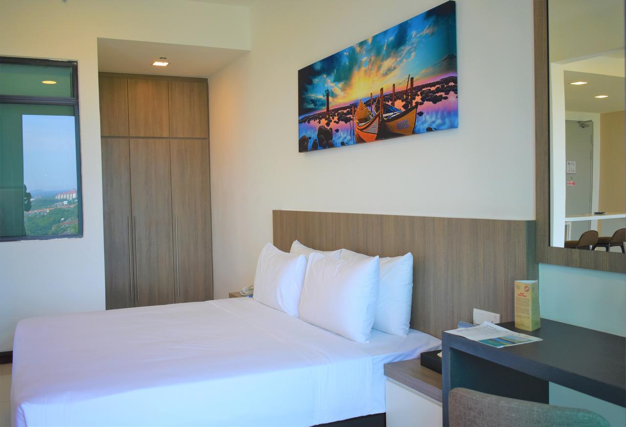 D'Wharf Hotel & Serviced Residence Port Dickson Exteriör bild