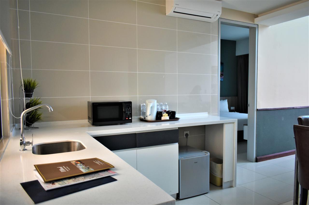 D'Wharf Hotel & Serviced Residence Port Dickson Exteriör bild